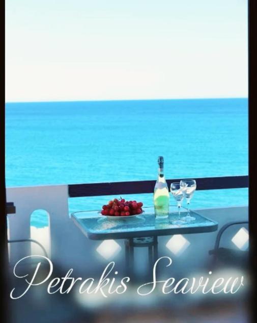 Апартаменти Petrakis Sea View Палеохора Екстер'єр фото